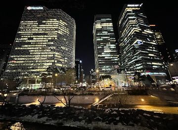 south-korea/gwandong-region/attraction/hanwha-bulkkot-gil