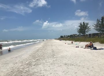 florida/sanibel-island/attraction/tarpon-bay-road-beach-park