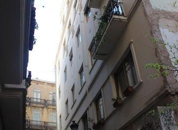 spain/valencia/attraction/conjunto-de-graffitis-la-calle-de-colores