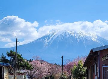 japan/mount-fuji/attraction/jinba-falls