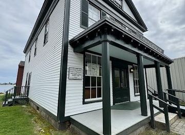 rhode-island/yawgoo-valley-ski-area/attraction/lathem-chester-store