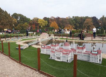 hungary/alfold-great-hungarian-plain/attraction/mini-hungary