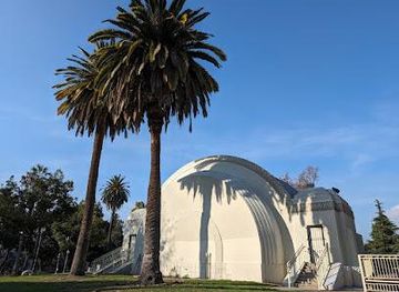 california/pasadena/attraction/pasadena-memorial-park