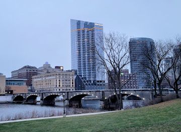 michigan/grand-rapids/heritage-hill/attraction/ah-nab-awen-park