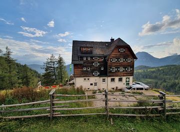 austria/dachstein-mountains/attraction/dachsteinmuseum-austriahutte