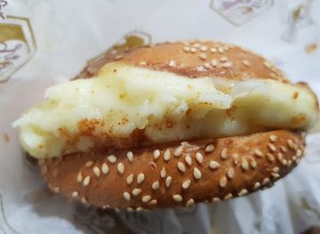 lebanon/baabda/attraction/l-abeille-d-or