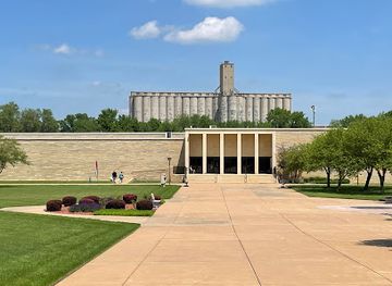 kansas/eastern-kansas/attraction/dwight-d-eisenhower-presidential-library-museum