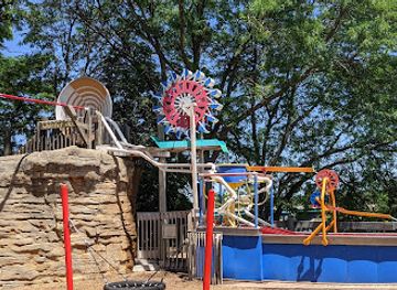 illinois/rockford/attraction/riverfront-museum-park