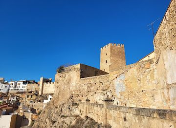 spain/valencian-community/attraction/bunyol-castle