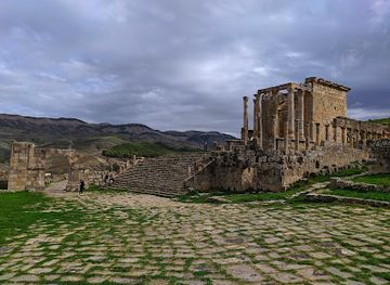 algeria/timgad-ruins/attraction/severan-temple