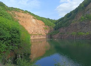 serbia/fruska-gora-national-park/attraction/izvor-zvechan