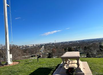 virginia/northern-virginia/attraction/president-john-f-kennedy-memorial