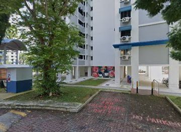 singapore/novena/attraction/hdb-mural-art-oriental-pied-hornbill-mural