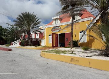 curacao/sta-catharina/attraction/montana-bierhuis-village