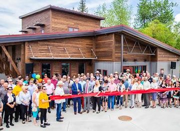 wyoming/riverton/attraction/lander-chamber-of-commerce-visitor-center-business-complex