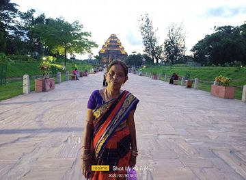 india/puri/attraction/golden-beach