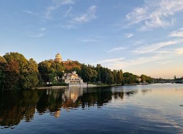 italy/turin/attraction/murazzi-del-po-gipo-farassino