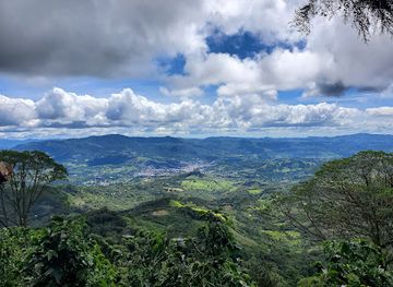 nicaragua/matagalpa-coffee-region/attraction/sitio-turistico-rosa-mistica