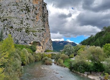 france/verdon-gorge/attraction/pont-du-roc
