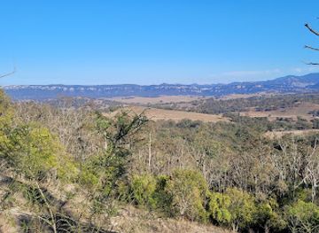 australia/new-england/attraction/burning-mountain-walk