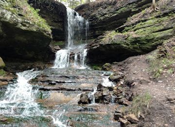 michigan/pictured-rocks-national-lakeshore/attraction/horseshoe-falls-gift-shop