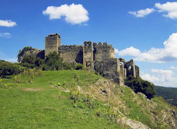 romania/crisana/attraction/soimos-fortress