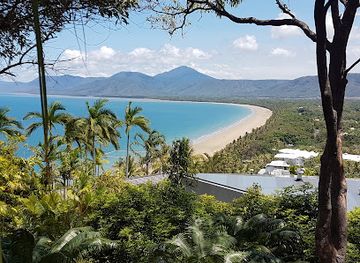 australia/cairns/port-douglas/attraction/flagstaff-hill-lighthouse