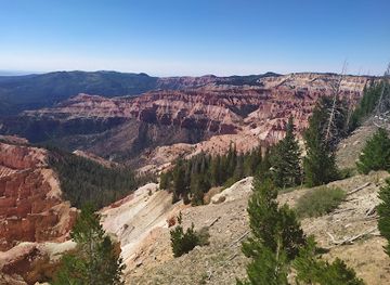 utah/dixie-national-forest/attraction/alpine-pond-loop-trail