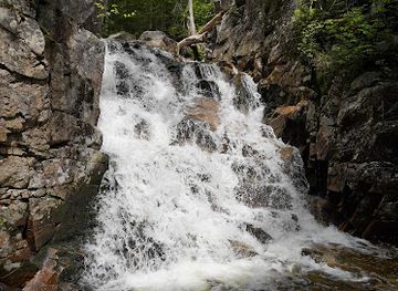 new-hampshire/grafton-county/attraction/rocky-glen-falls