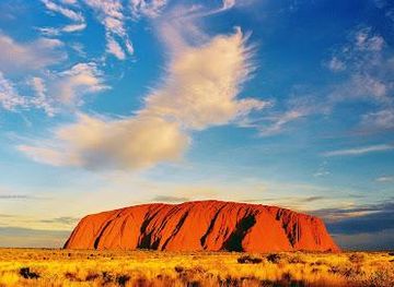 australia/red-centre/attraction/emu-run-experience-uluru-tours-from-alice-springs-ayers-rock