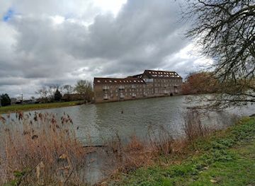 united-kingdom/huntingdonshire/attraction/riverside-park-old-bridge-viewpoint