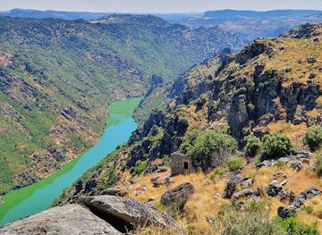 portugal/tras-os-montes/attraction/carrascalinho-viewpoint