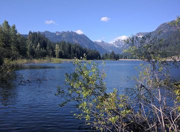 washington/mount-baker-snoqualmie-national-forest/attraction/lake-keechelus-trailhead