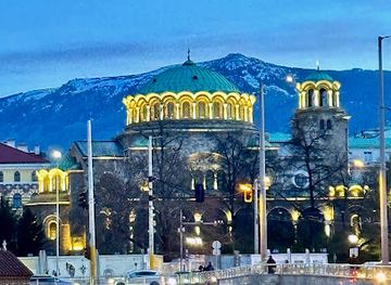 bulgaria/sofia-region/attraction/st-nedelya-square