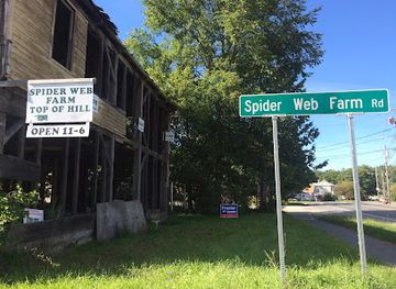 vermont/orange-county/attraction/knight-s-spider-web-farm-cabinet-store