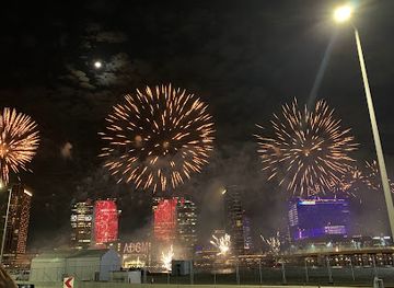 united-arab-emirates/abu-dhabi-region/attraction/the-promenade-al-maryah-island