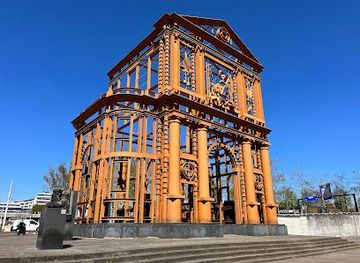 netherlands/delft/attraction/nieuwe-delftse-poort-cor-kraat