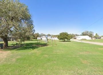 oklahoma/gloss-mountain-state-park/attraction/central-park