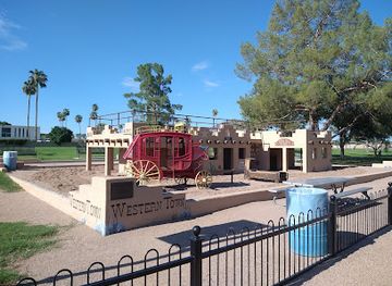 arizona/scottsdale/scottsdale-waterfront/attraction/mccormick-stillman-railroad-park