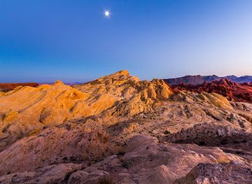 nevada/northern-nevada/attraction/fire-canyon-silica-dome