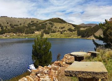 bolivia/lake-titicaca-basin/attraction/huat-a-titicachi