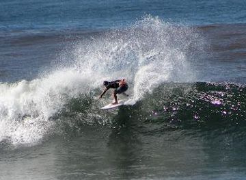 el-salvador/la-libertad/attraction/maya-surf-tours-school-el-salvador