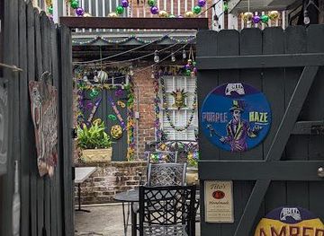 louisiana/slidell/attraction/the-upper-quarter