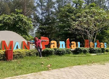 indonesia/bengkulu/attraction/pantai-berkas-park