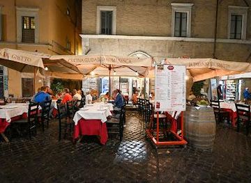 vatican-city/st-peter-s-square/attraction/gourmetaly-rome-food-tours