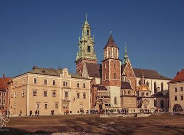 poland/krakow/attraction/wawel-cathedral