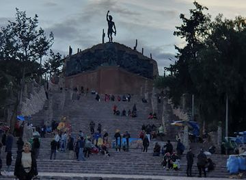 argentina/quebrada-de-humahuaca/attraction/cartel-de-bienvenida-a-humahuaca