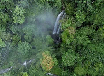 sao-tome-and-principe/monte-cafe/attraction/cascata-nova