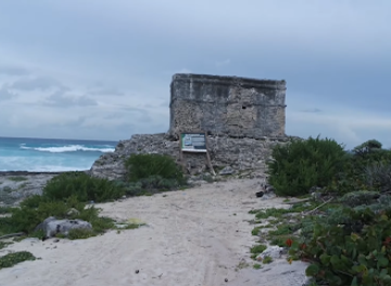mexico/cozumel/playa-del-carmen/attraction/castillo-real