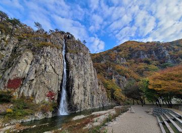 south-korea/miryang-valley/attraction/cheongsong-eoreumgol-valley